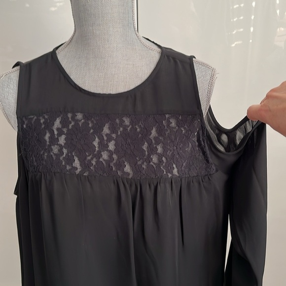 MICHAEL KORS Long Sleeve Blouse Cold Shoulder, Size M - Picture 2 of 7